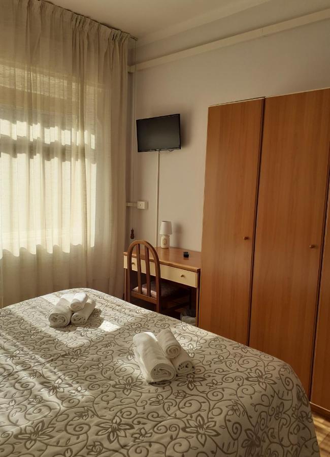 Hotel Colibri Finale Ligure Exterior photo